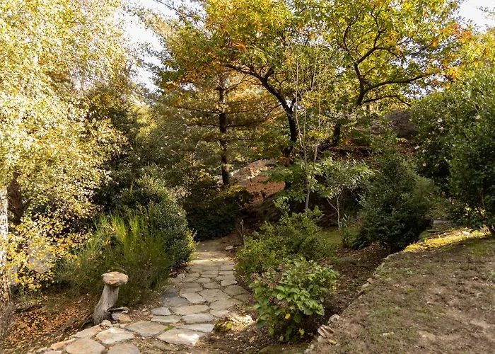 Eco-resort Parco Botanico Fiorlago Bed and breakfast