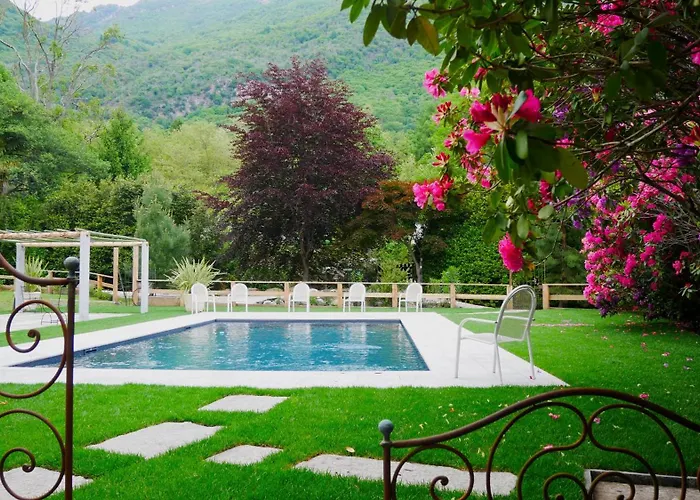 Eco-resort Parco Botanico Fiorlago 3*