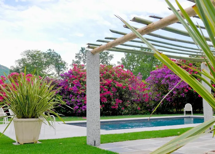 Eco-resort Parco Botanico Fiorlago Bed and breakfast